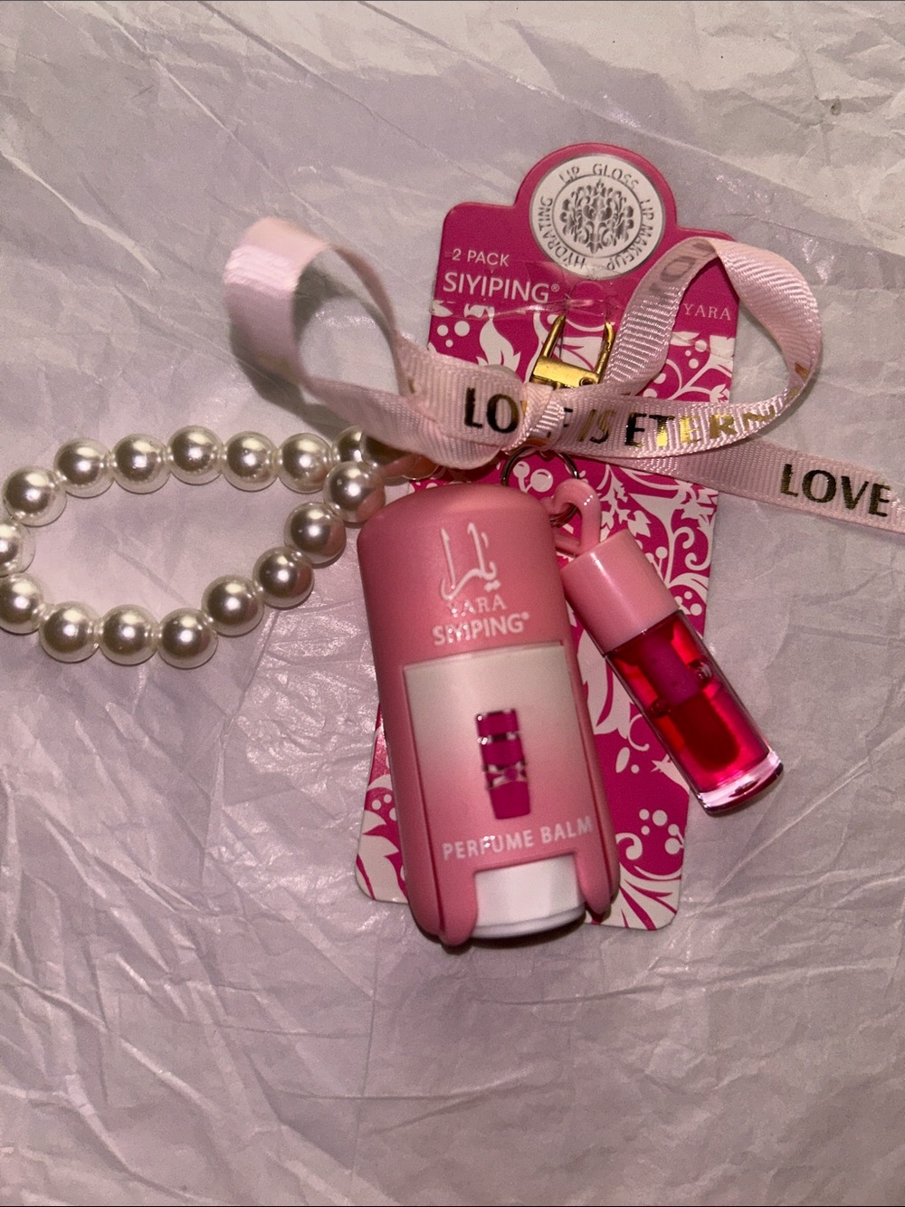 Yara Siyiping 3pk pink perfume balm& hydrating lip gloss,wristband&charm NWT
